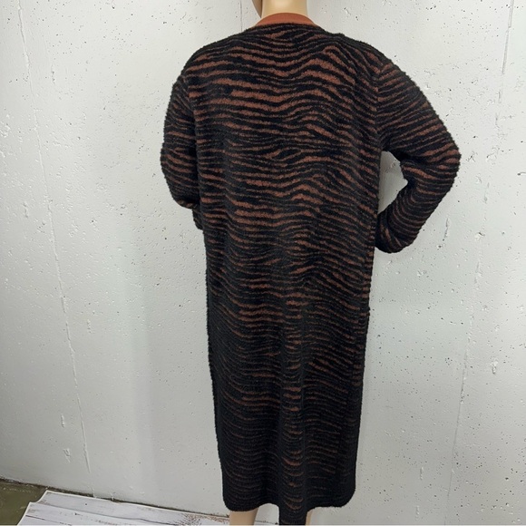 J.O.A Just One Answer Small Black & Brown Zebra Print Long Fuzzy Cardigan Duster - Picture 6 of 11
